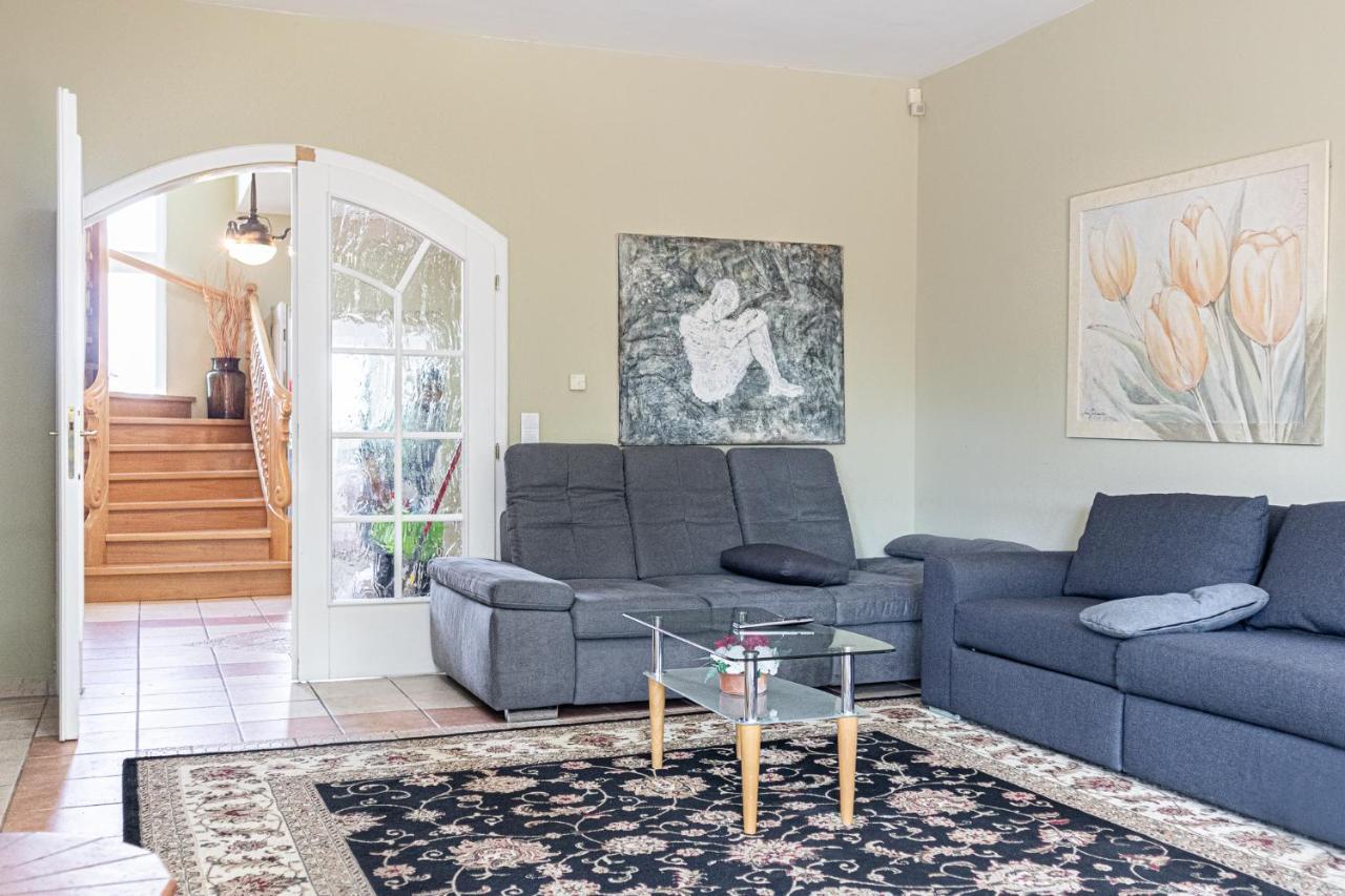 Exquisite Shared Villa - Your Private Room In This Beautiful Home فيينا المظهر الخارجي الصورة