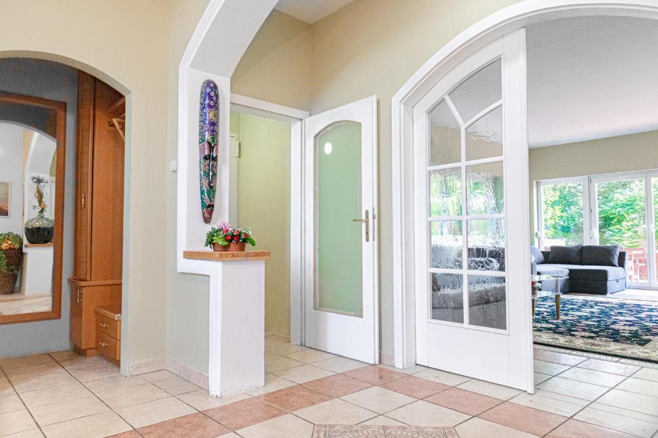 Exquisite Shared Villa - Your Private Room In This Beautiful Home فيينا المظهر الخارجي الصورة
