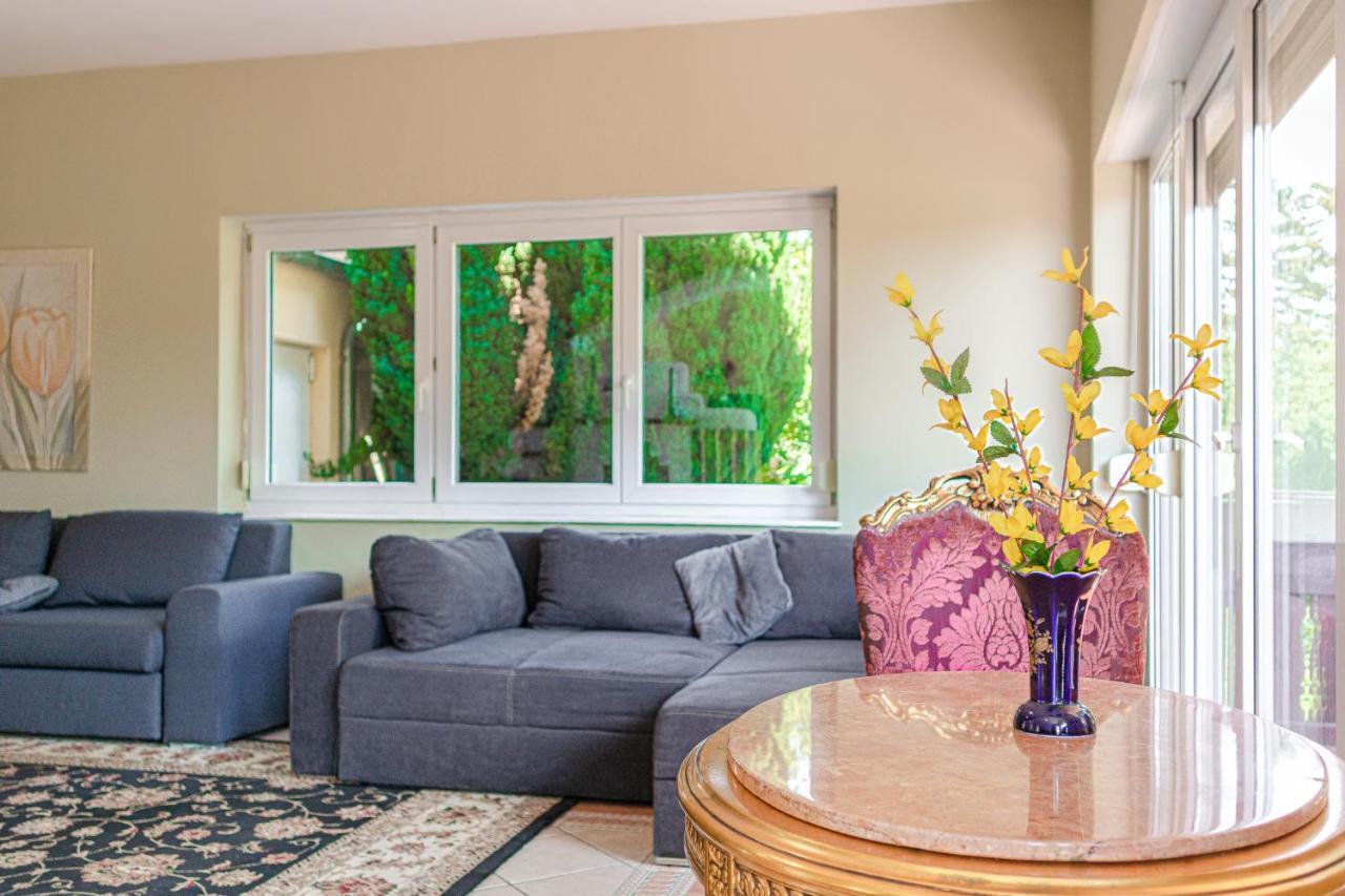Exquisite Shared Villa - Your Private Room In This Beautiful Home فيينا المظهر الخارجي الصورة