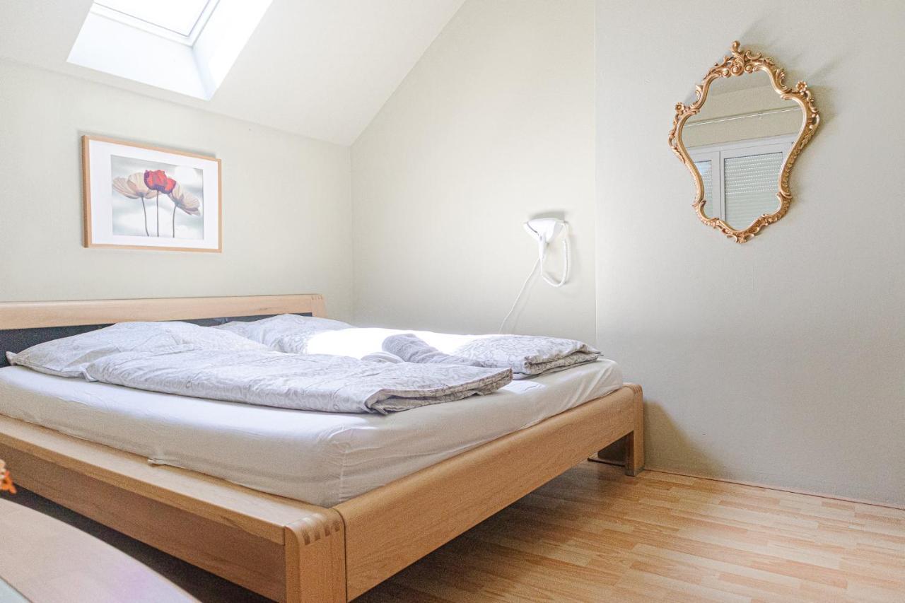 Exquisite Shared Villa - Your Private Room In This Beautiful Home فيينا المظهر الخارجي الصورة
